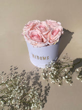 Load image into Gallery viewer, Small Luxury Silk Rose Box