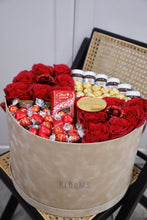 Load image into Gallery viewer, Luxury Rose and Chocolate box