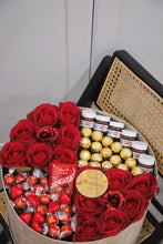 Load image into Gallery viewer, Luxury Rose and Chocolate box