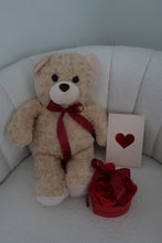 Load image into Gallery viewer, Small bear &amp; mini heart rose box package
