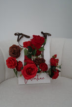 Load image into Gallery viewer, Rose basket
