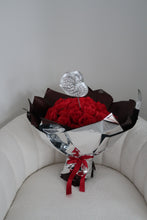 Load image into Gallery viewer, Retro Chrome red silk rose bouquet
